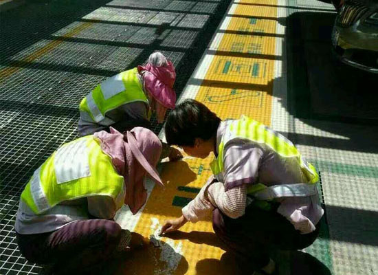 歐邁絲網(wǎng)機(jī)械案例4